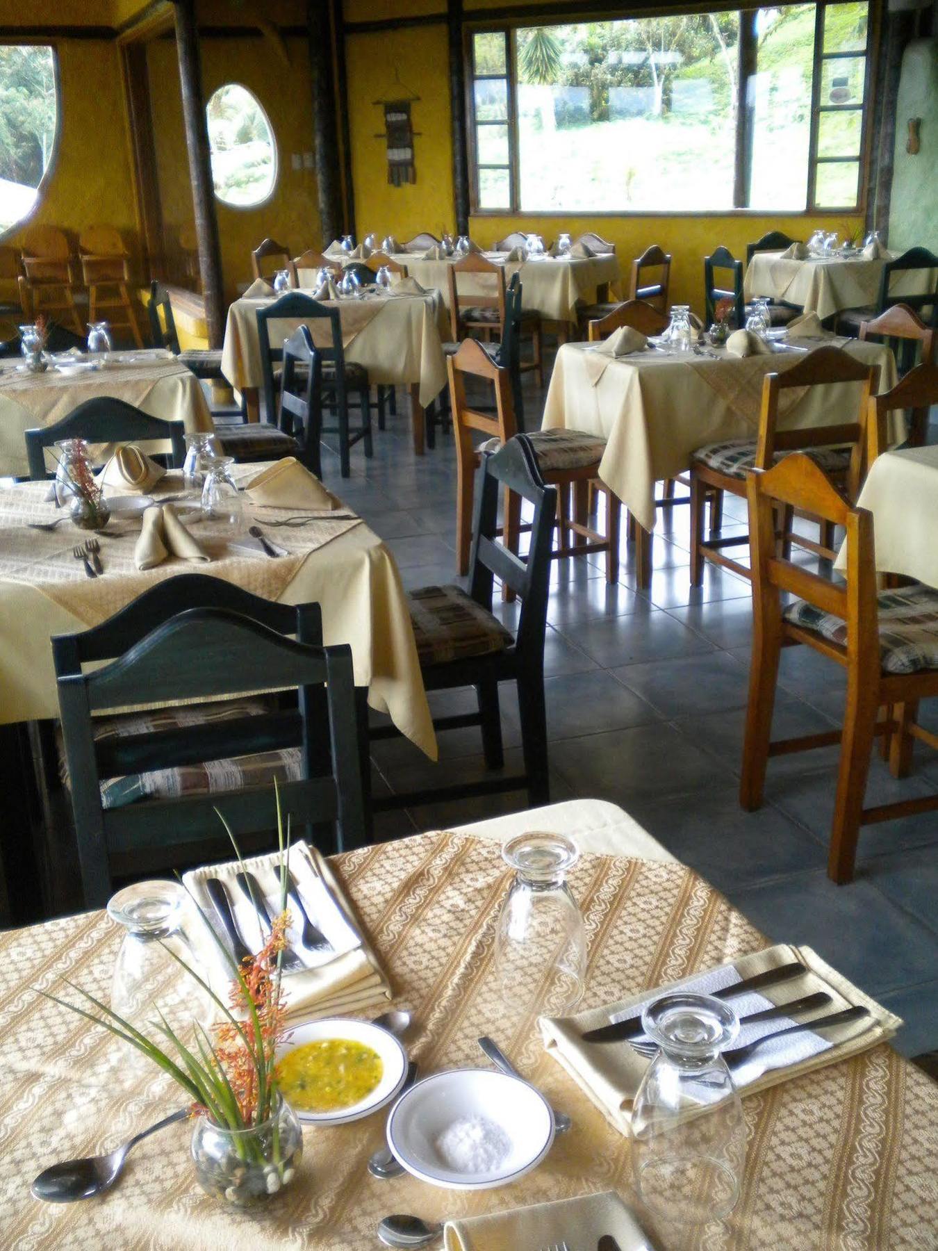 Hosteria "El Encanto" San Miguel de los Bancos Exterior photo